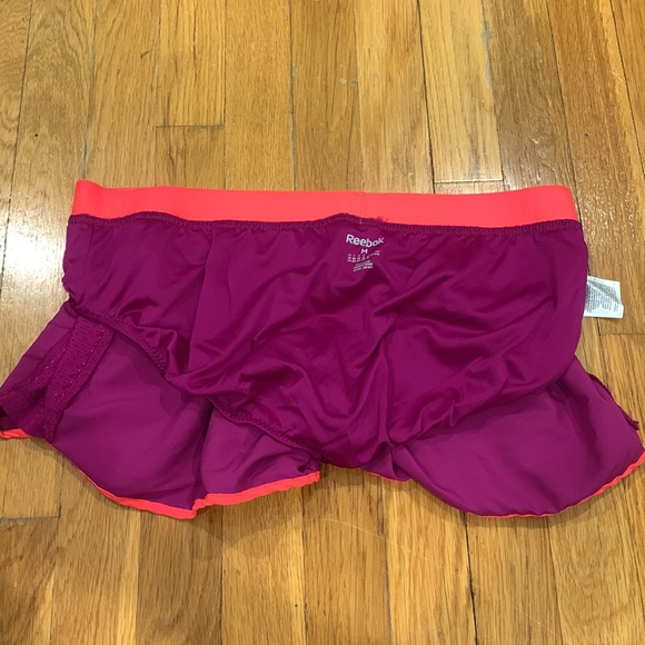 Reebok Women's Running Shorts, Size Medium - Picture 4 of 7